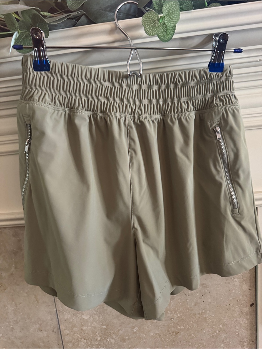 Women's Old Navy Active Pull-On Shorts Sz M